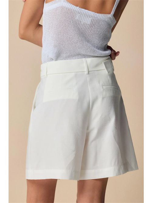 short woman white KOCCA | DAHLIL/60001